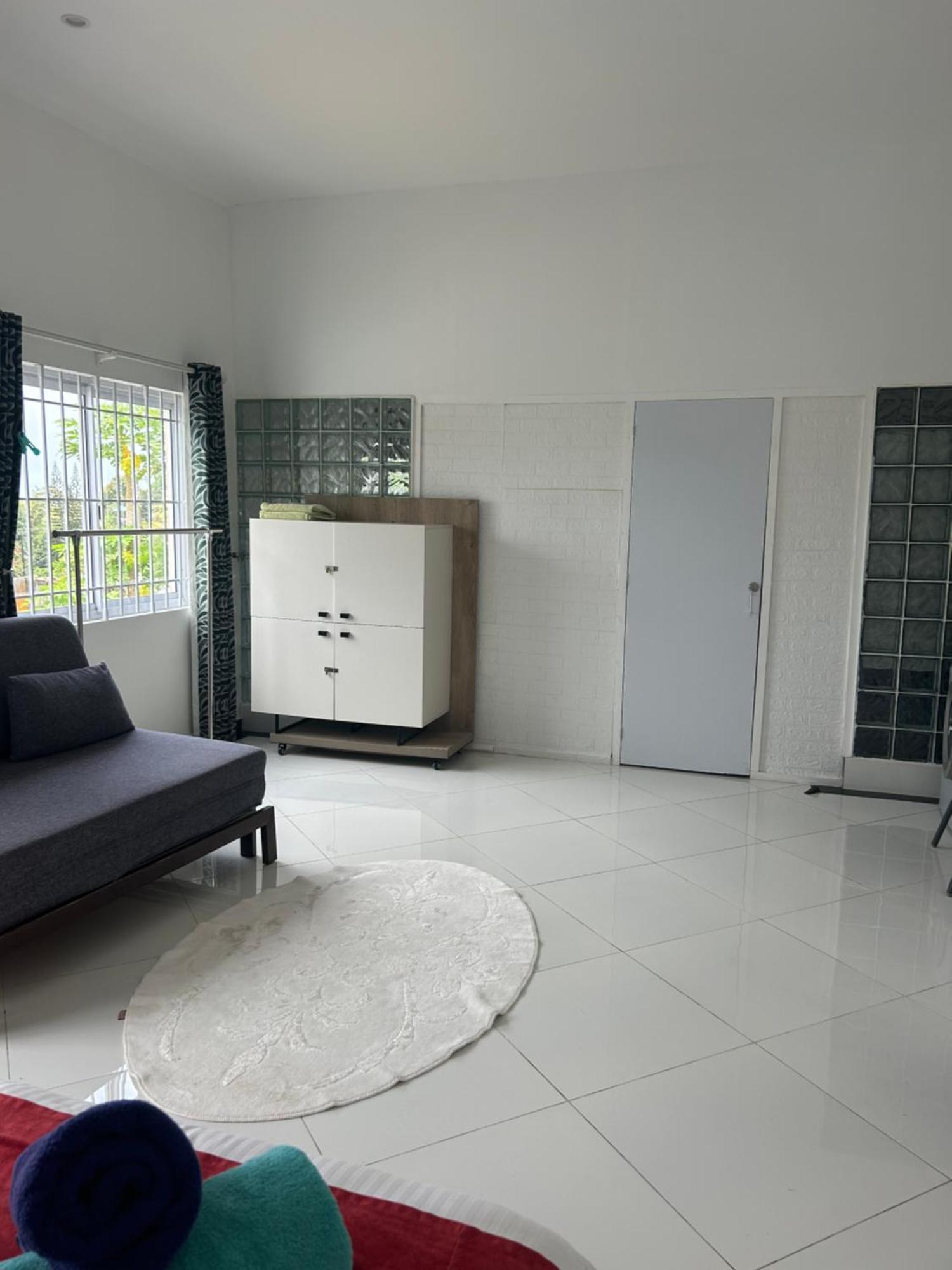 The Olive Tree Apartment Misere Exterior photo